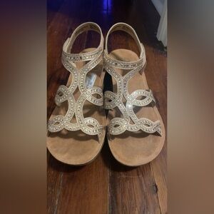 Elegant Beige Sandals with Rhinestone Detailing